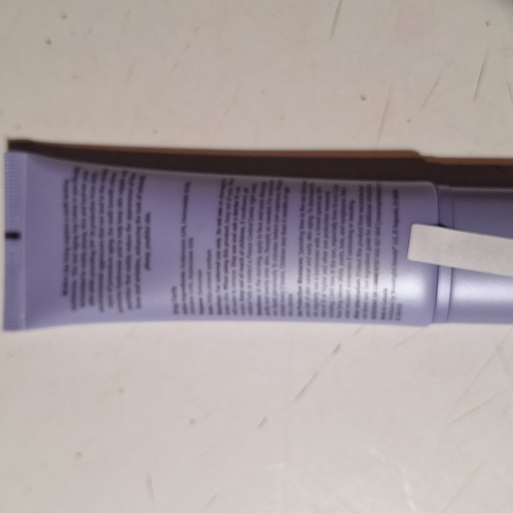 Meaningful Beauty Skincare Collection - Cream and Purple by Cindy Crawford - Picture 9 of 11